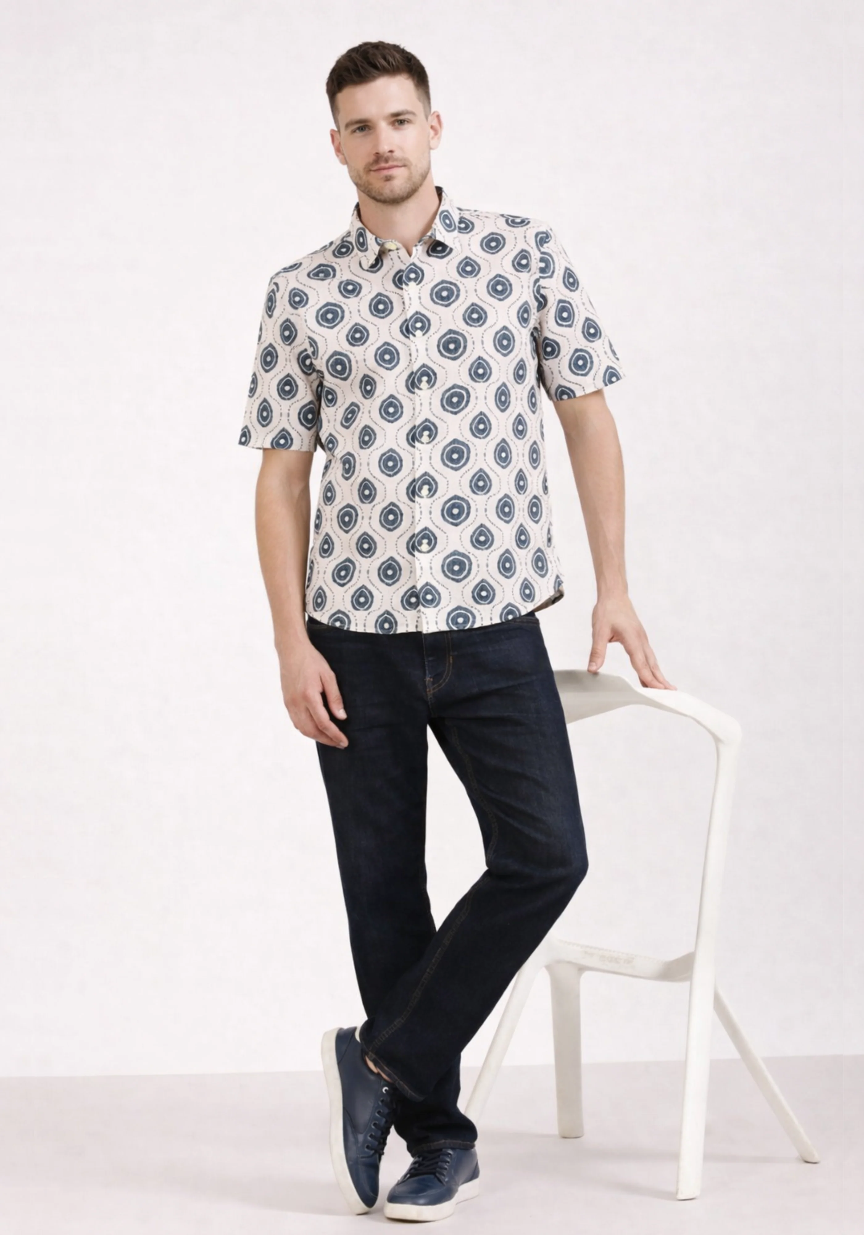 Geometric Ivory Print Shirt - Image 2