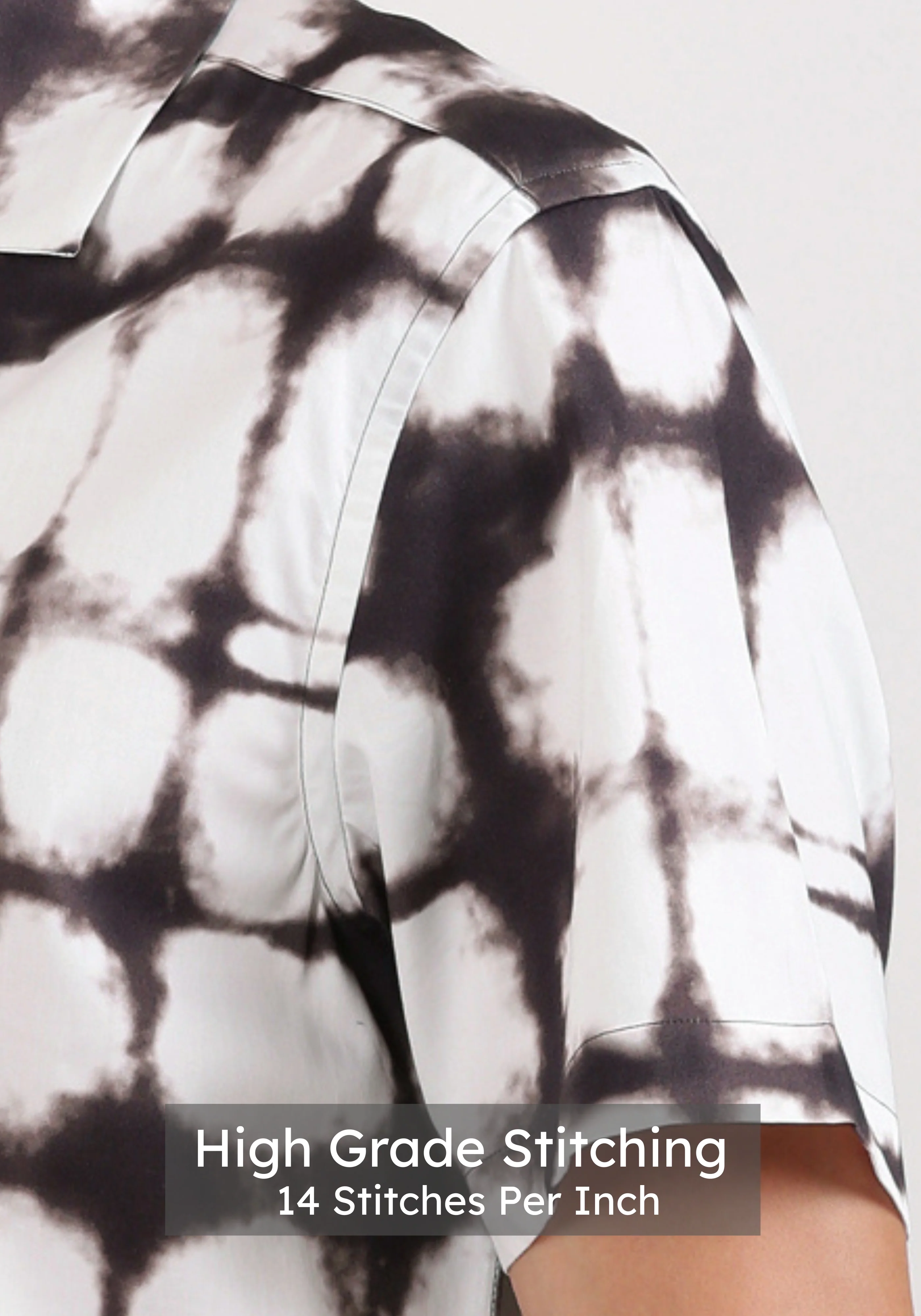 Monochrome Cuban Collar Print Shirt - Image 5